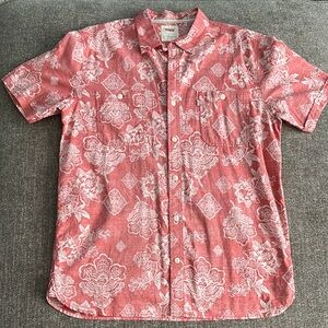 Men's Levi’s Red Floral Shirt. Size L